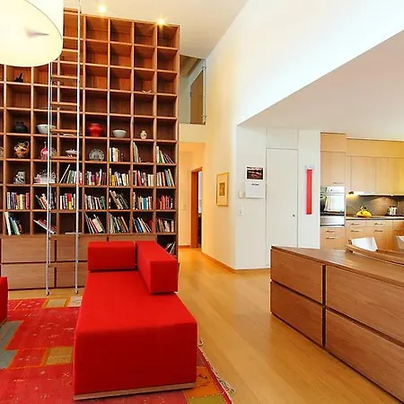 Celerina Sleeps 8 Wifi Apartment